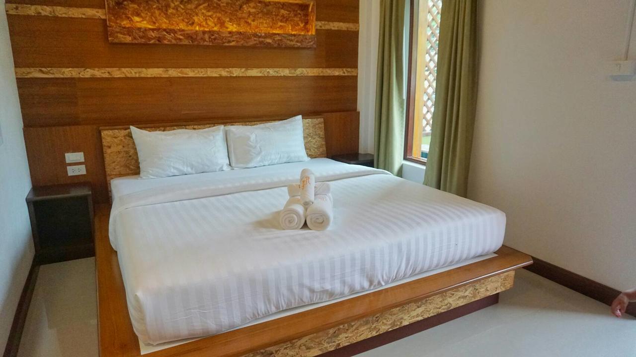 The Peace Tara House Hotell Ko Lanta Exteriör bild