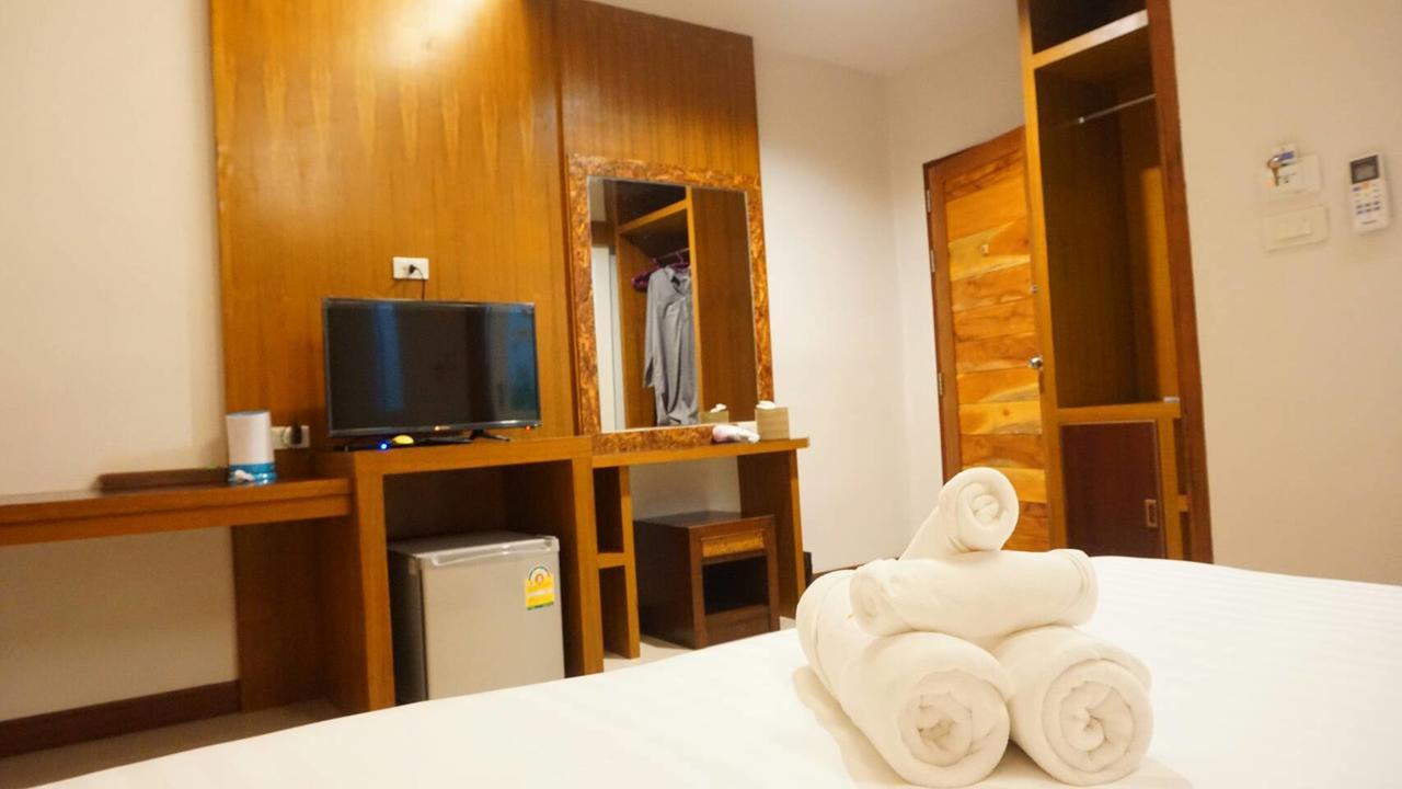 The Peace Tara House Hotell Ko Lanta Exteriör bild