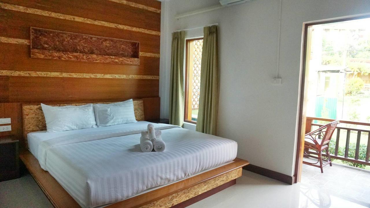 The Peace Tara House Hotell Ko Lanta Exteriör bild