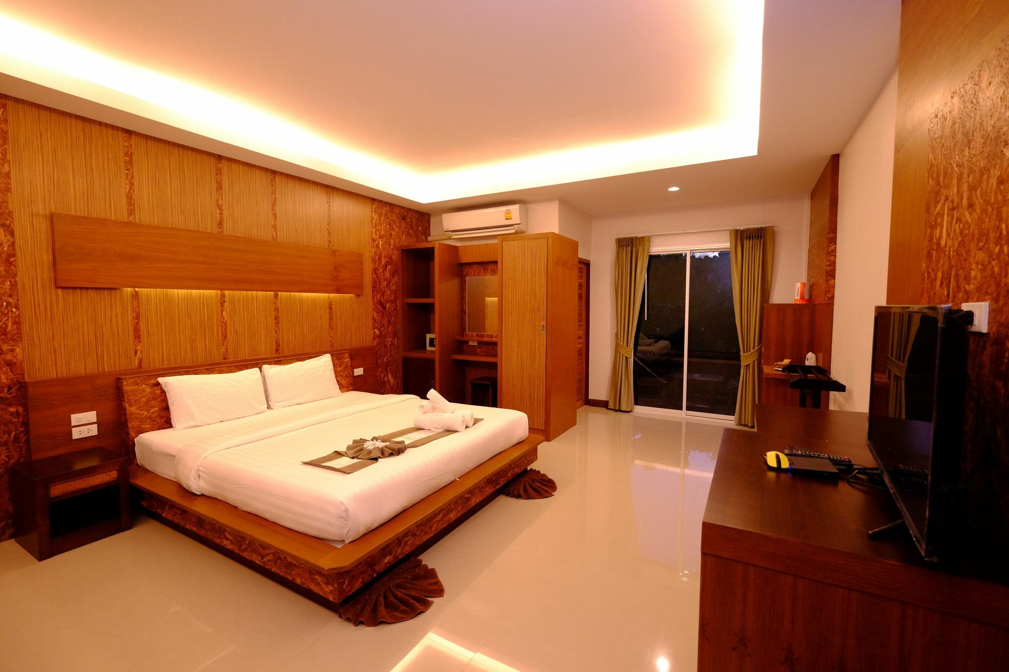 The Peace Tara House Hotell Ko Lanta Exteriör bild