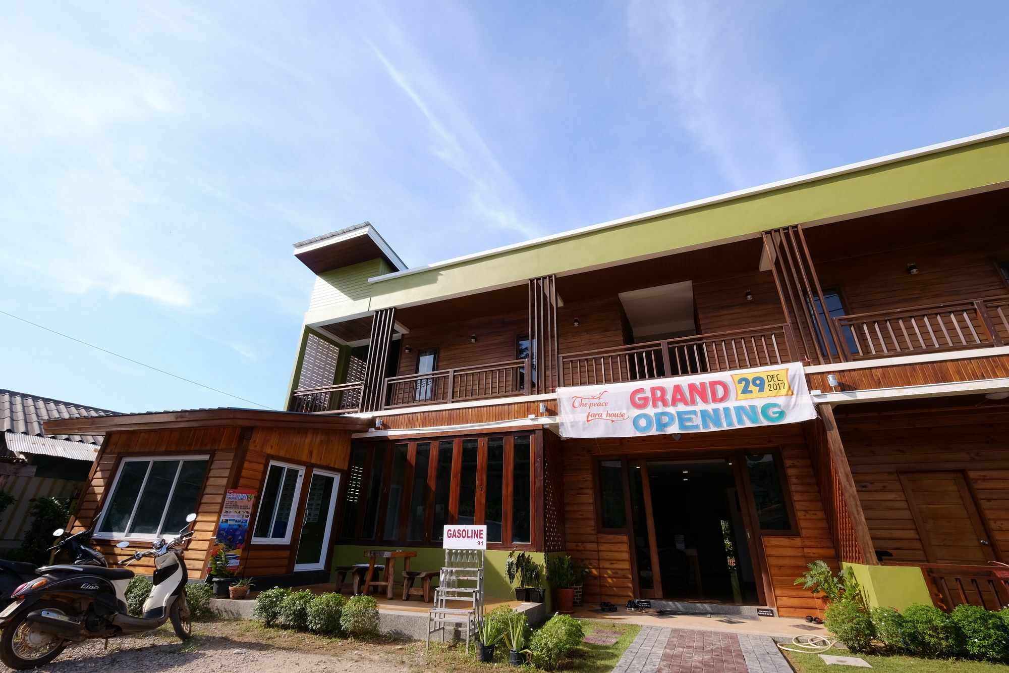 The Peace Tara House Hotell Ko Lanta Exteriör bild