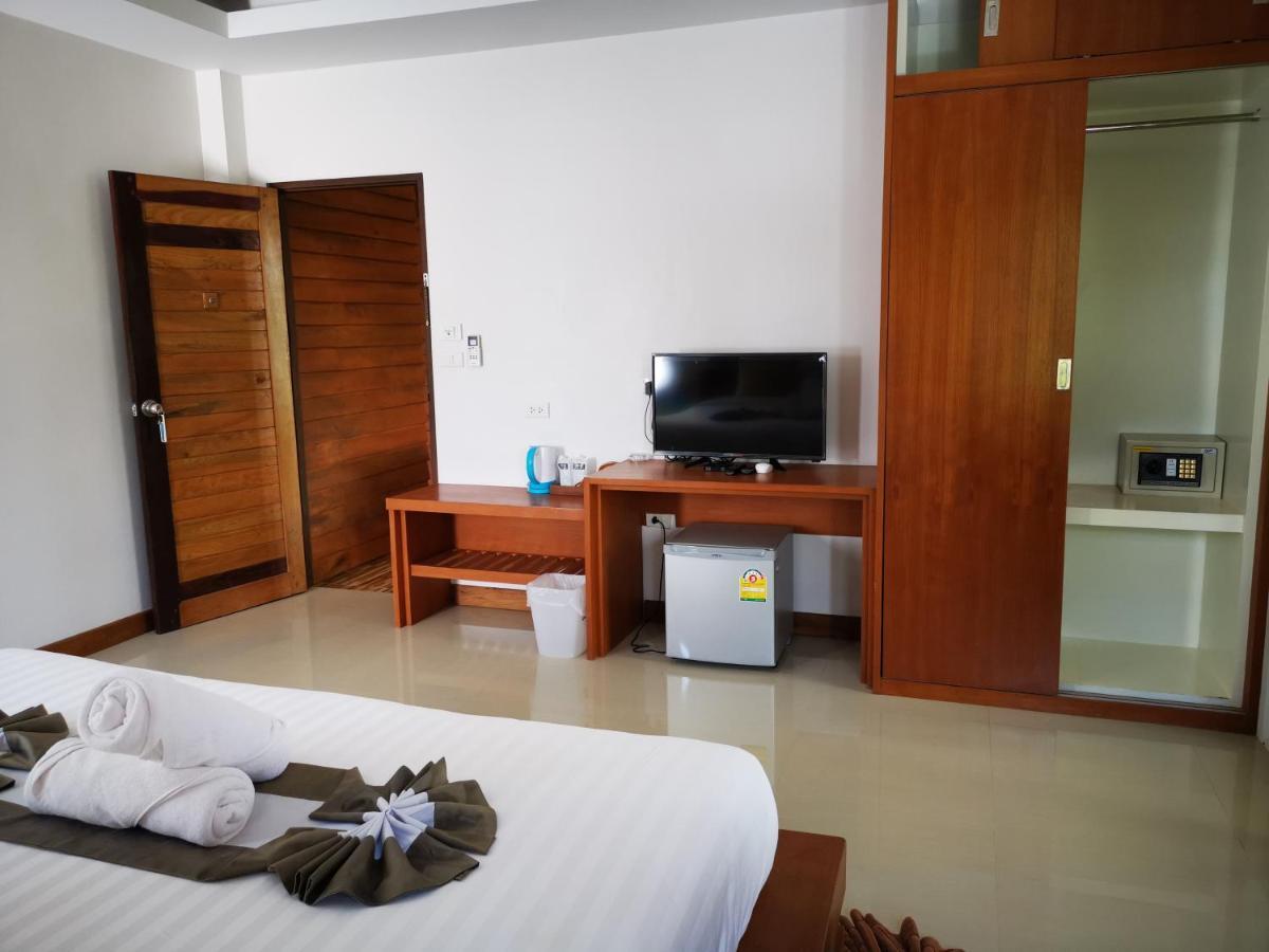 The Peace Tara House Hotell Ko Lanta Exteriör bild